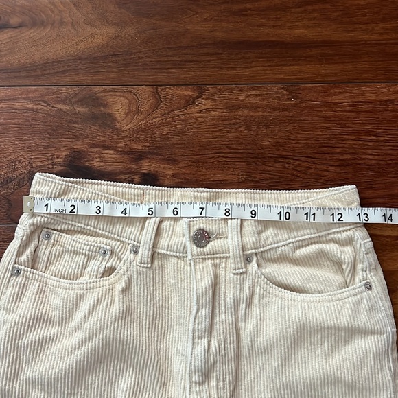 BDG Corduroy High & Wide Cream/Ivory, Size 25, Worn Once! - Picture 6 of 8